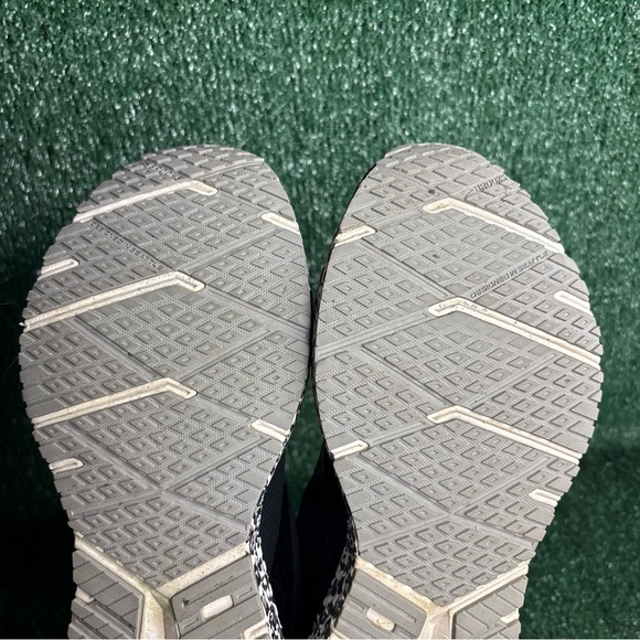 Brooks Revel 6 Womens Running Shoes Black Leopard Print 1203861B116 Size 10.5 - Picture 9 of 12